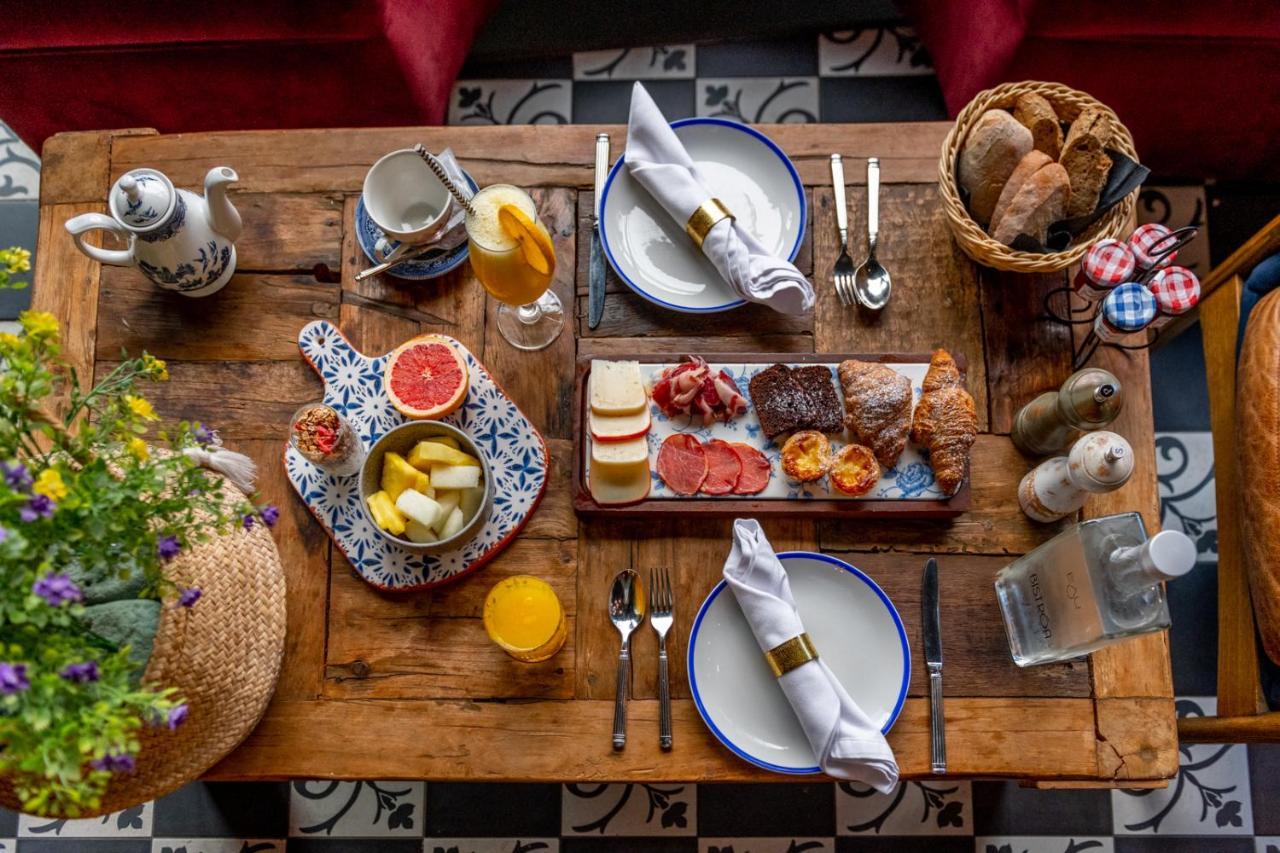 138 Liberdade Hotel Lisboa Εξωτερικό φωτογραφία A typical breakfast at the restaurant