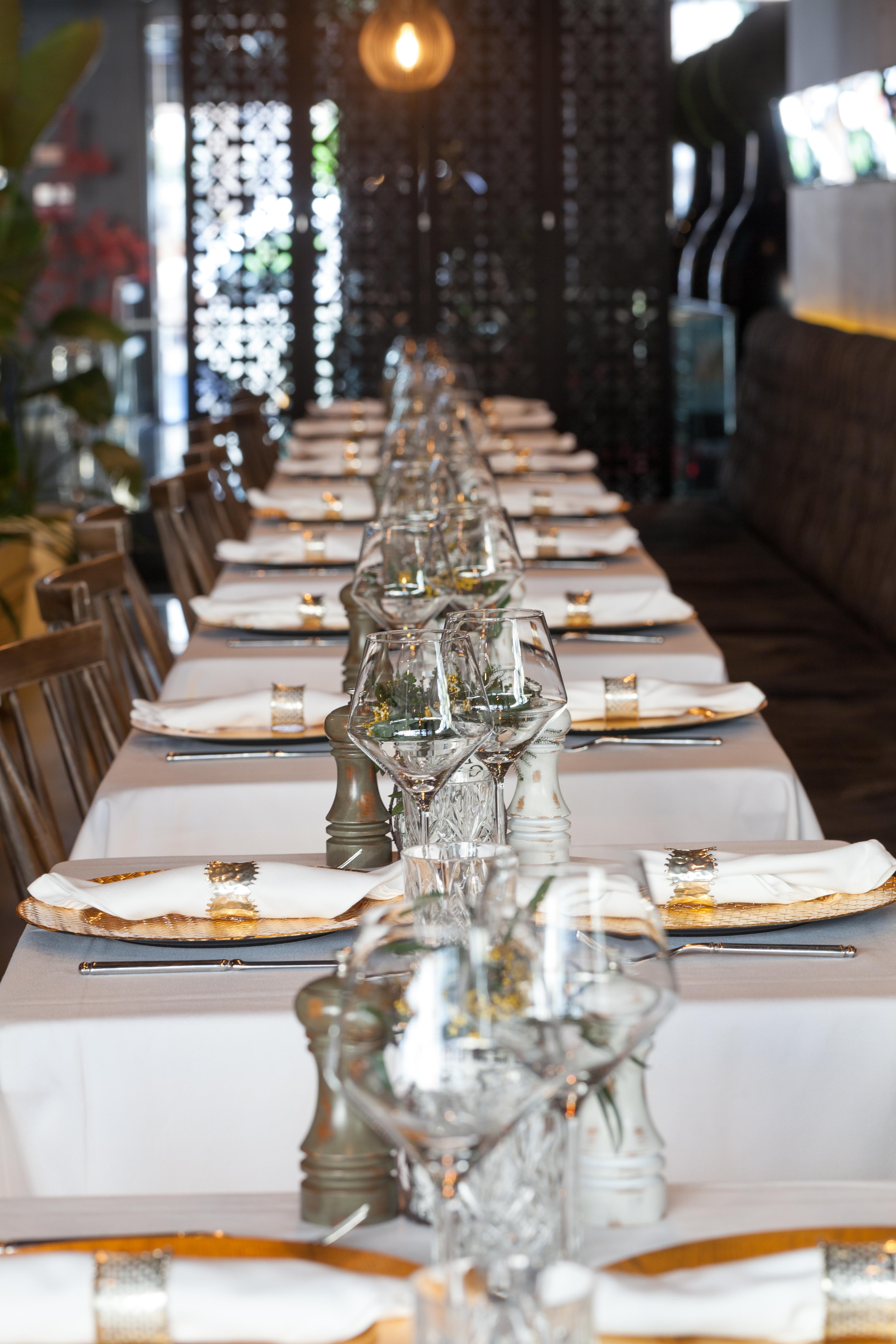 138 Liberdade Hotel Lisboa Εξωτερικό φωτογραφία A table set for a formal dinner
