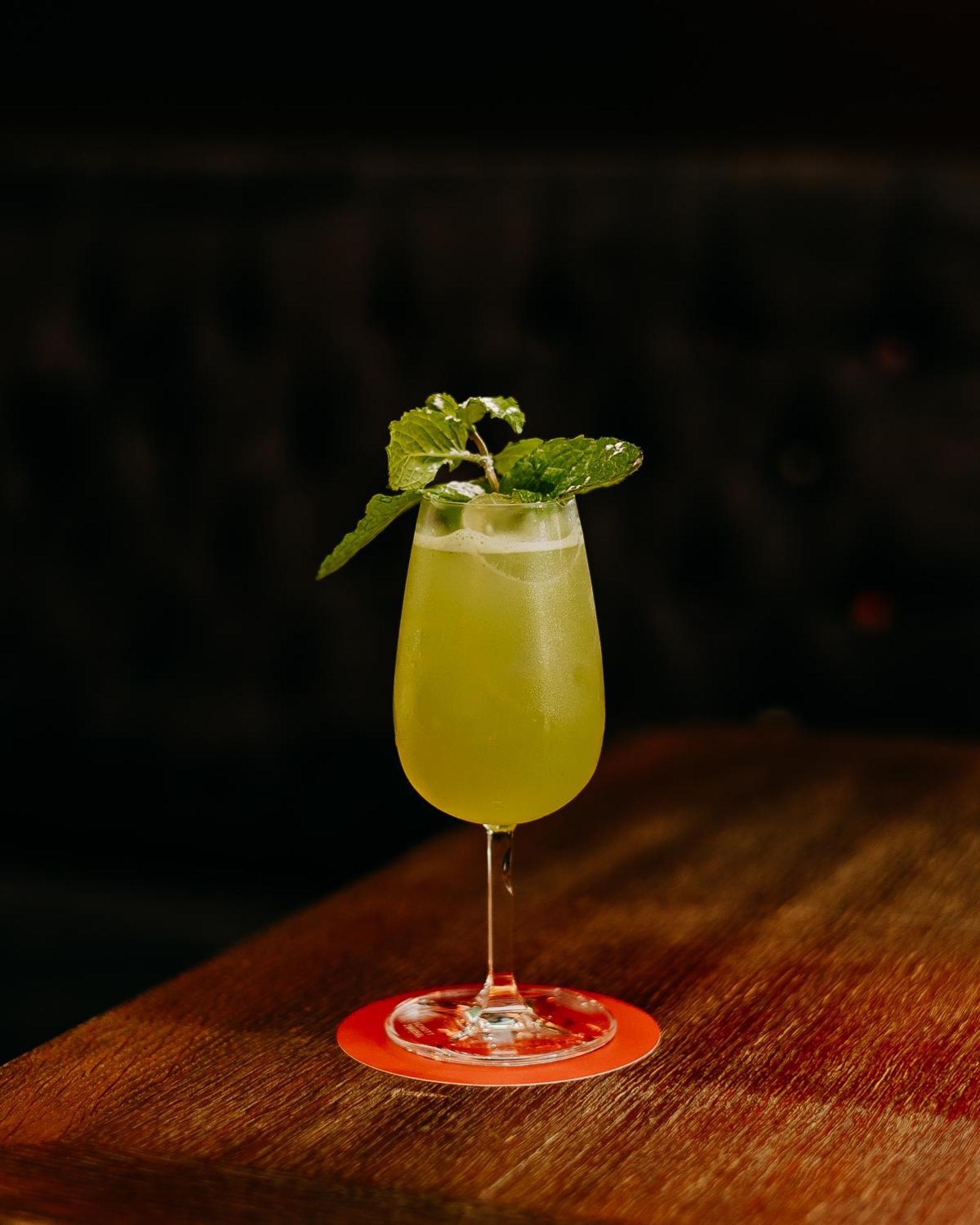138 Liberdade Hotel Lisboa Εξωτερικό φωτογραφία A celery cooler