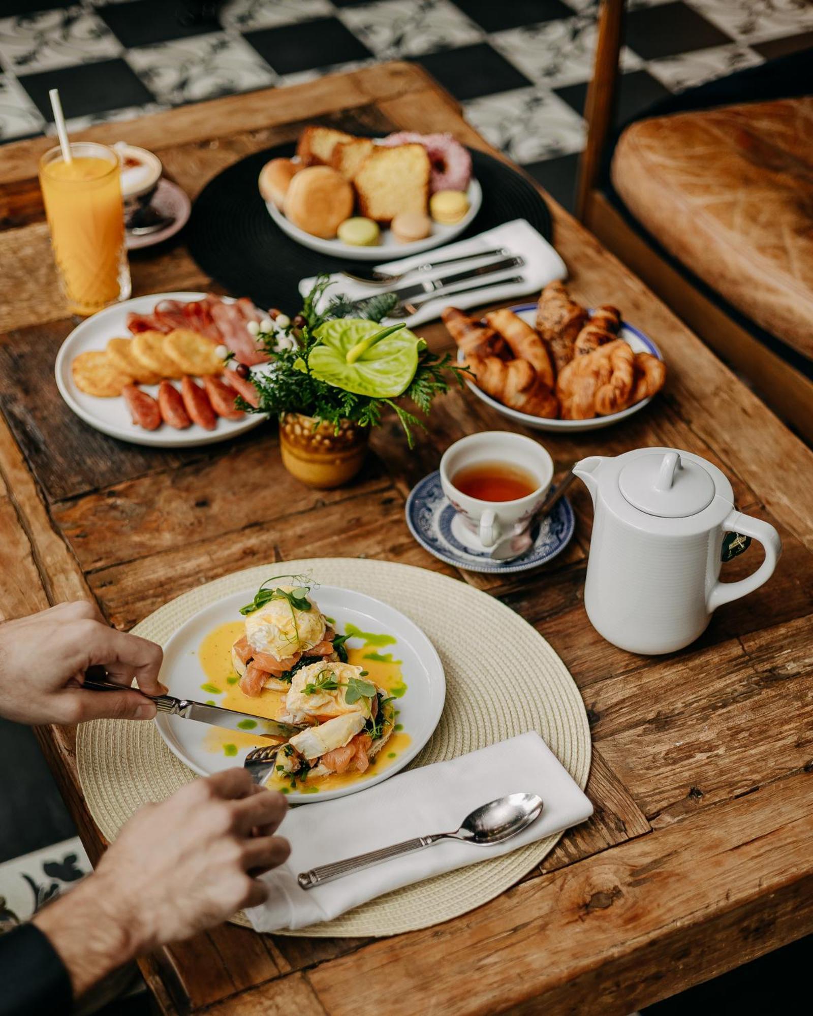 138 Liberdade Hotel Lisboa Εξωτερικό φωτογραφία A breakfast at the restaurant