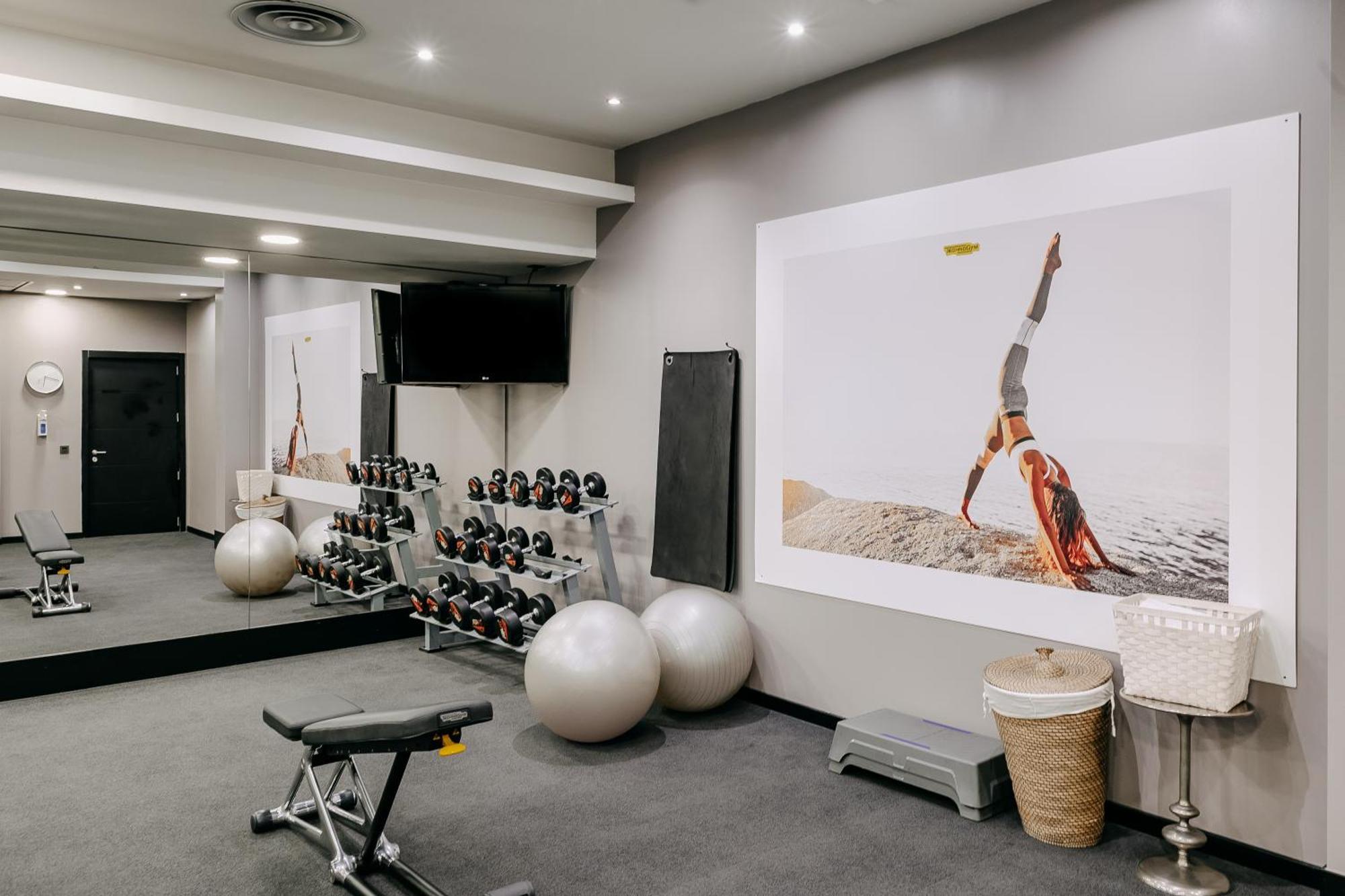 138 Liberdade Hotel Lisboa Εξωτερικό φωτογραφία The gym at the hotel